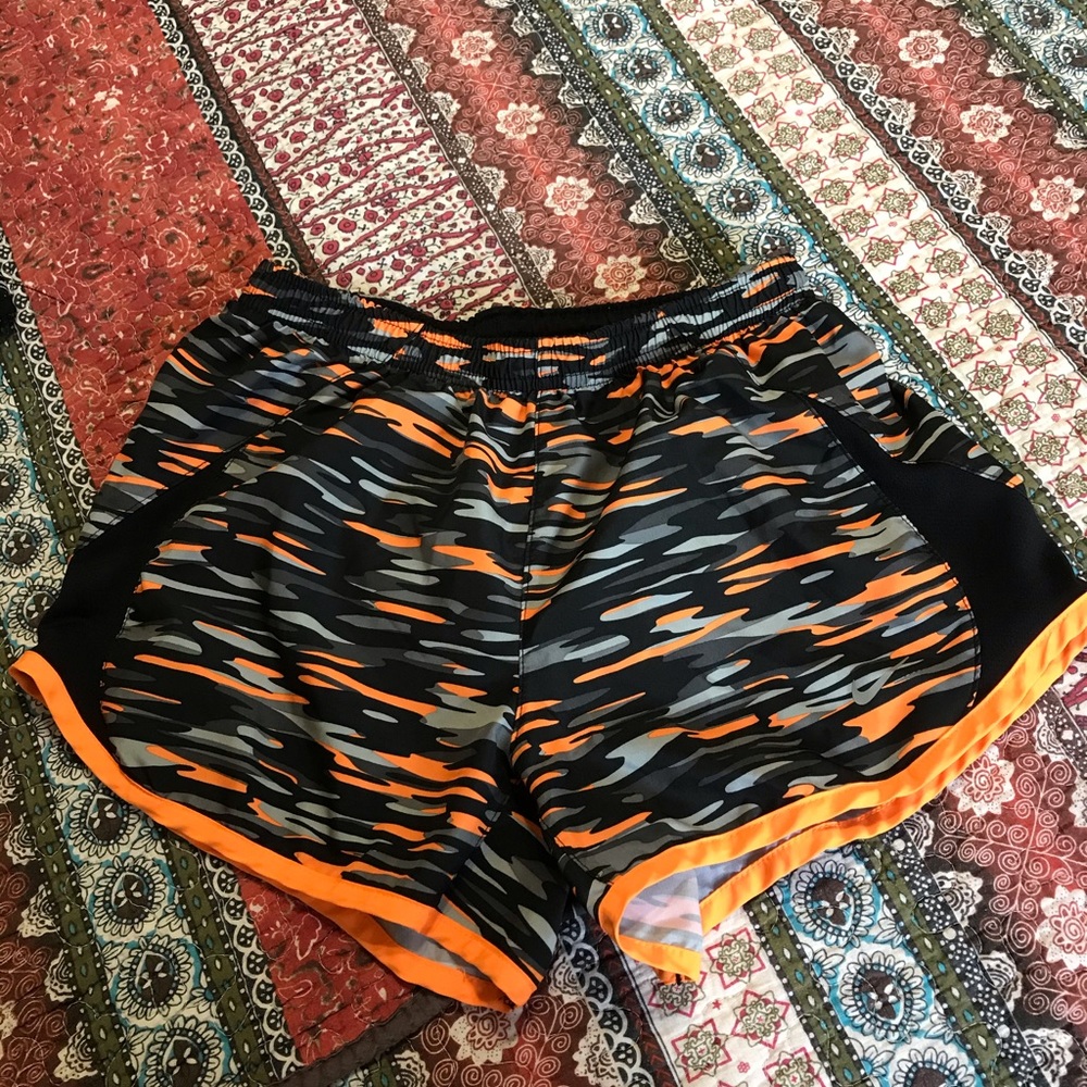 Nike running shorts xs